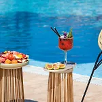 Alaçatı Beach Resort *