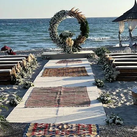 Alacati Beach Resort Hotel *