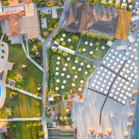 Alacati Beach Resort *