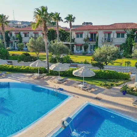Alacati Beach Resort * ألاتشاتي